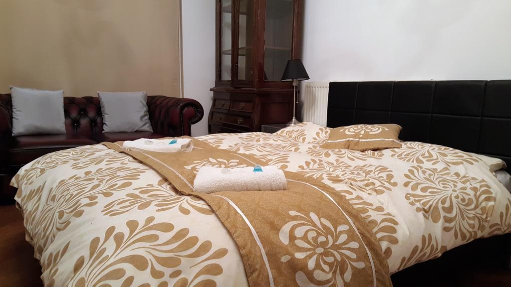 Oyo Guest House Ellipse Whetstone Zimmer foto